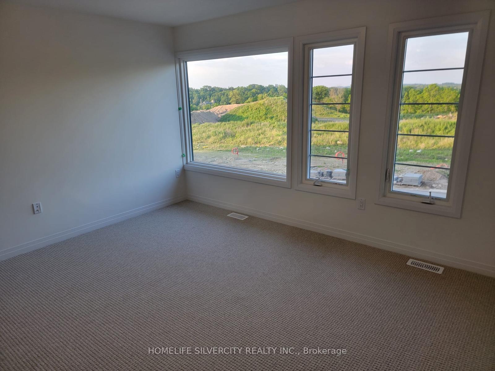 Photo 32 of 84 Gort Avenue, Brant, Paris — HOMEH