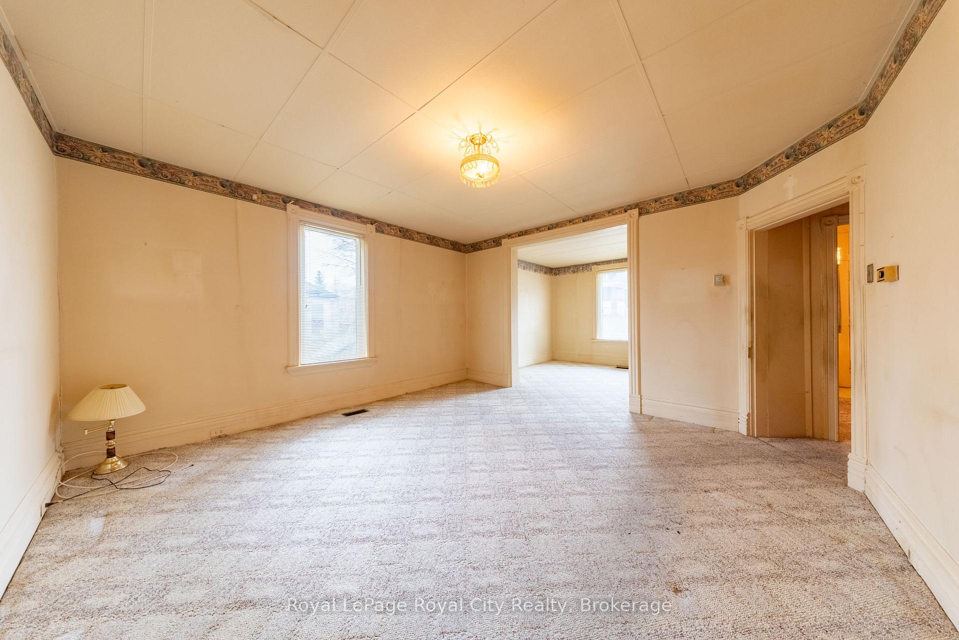 Photo 5 of 101 Dufferin Street, Guelph, Exhibition Park — HOMEH