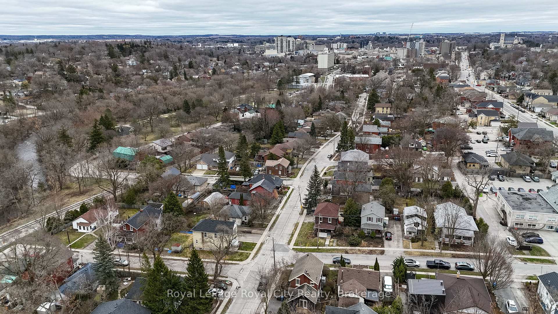 Photo 18 of 101 Dufferin Street, Guelph, Exhibition Park — HOMEH