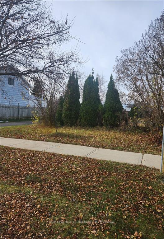 Photo 2 of 1416 Cumberland Street, Cornwall — HOMEH