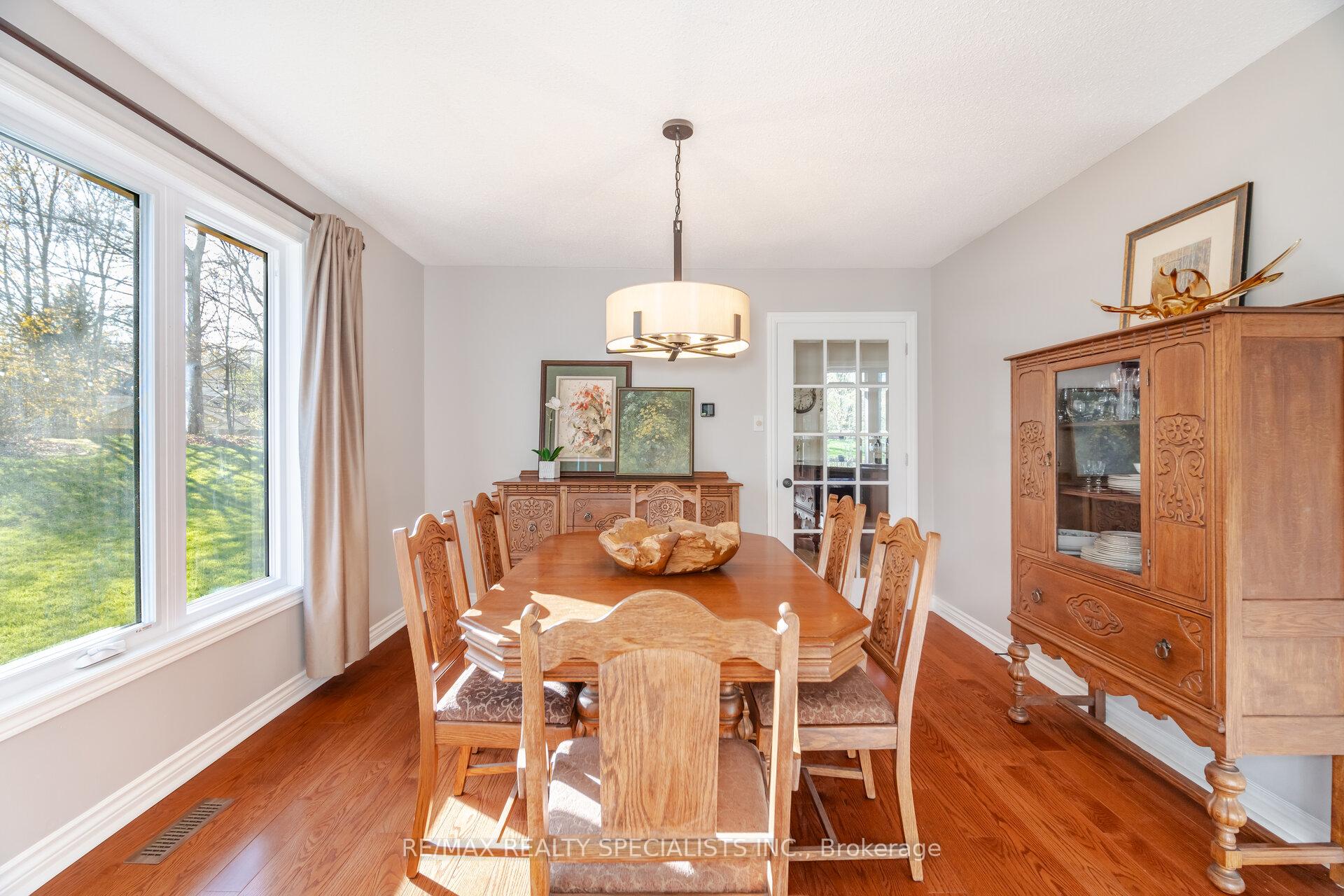 Photo 8 of 69 Palmer Circle, Caledon, Palgrave — HOMEH