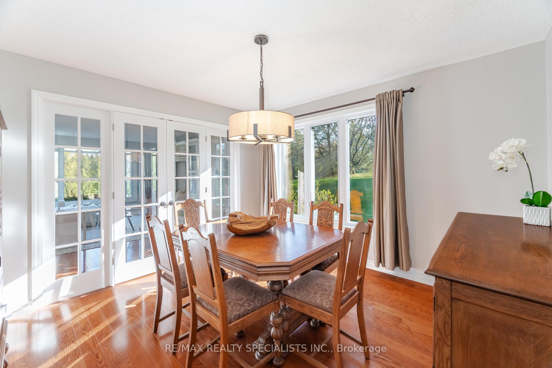 Photo 9 of 69 Palmer Circle, Caledon, Palgrave — HOMEH