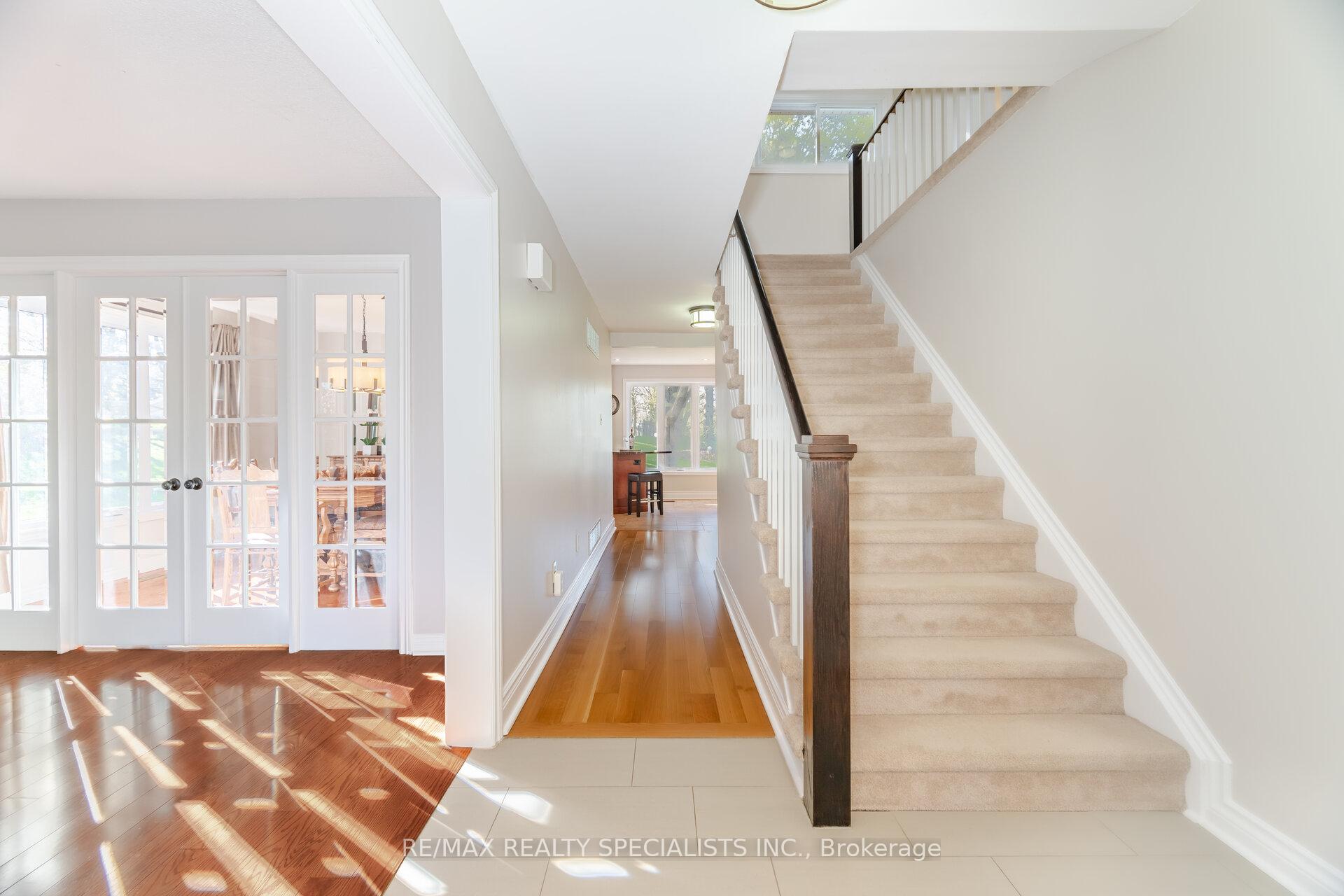 Photo 17 of 69 Palmer Circle, Caledon, Palgrave — HOMEH