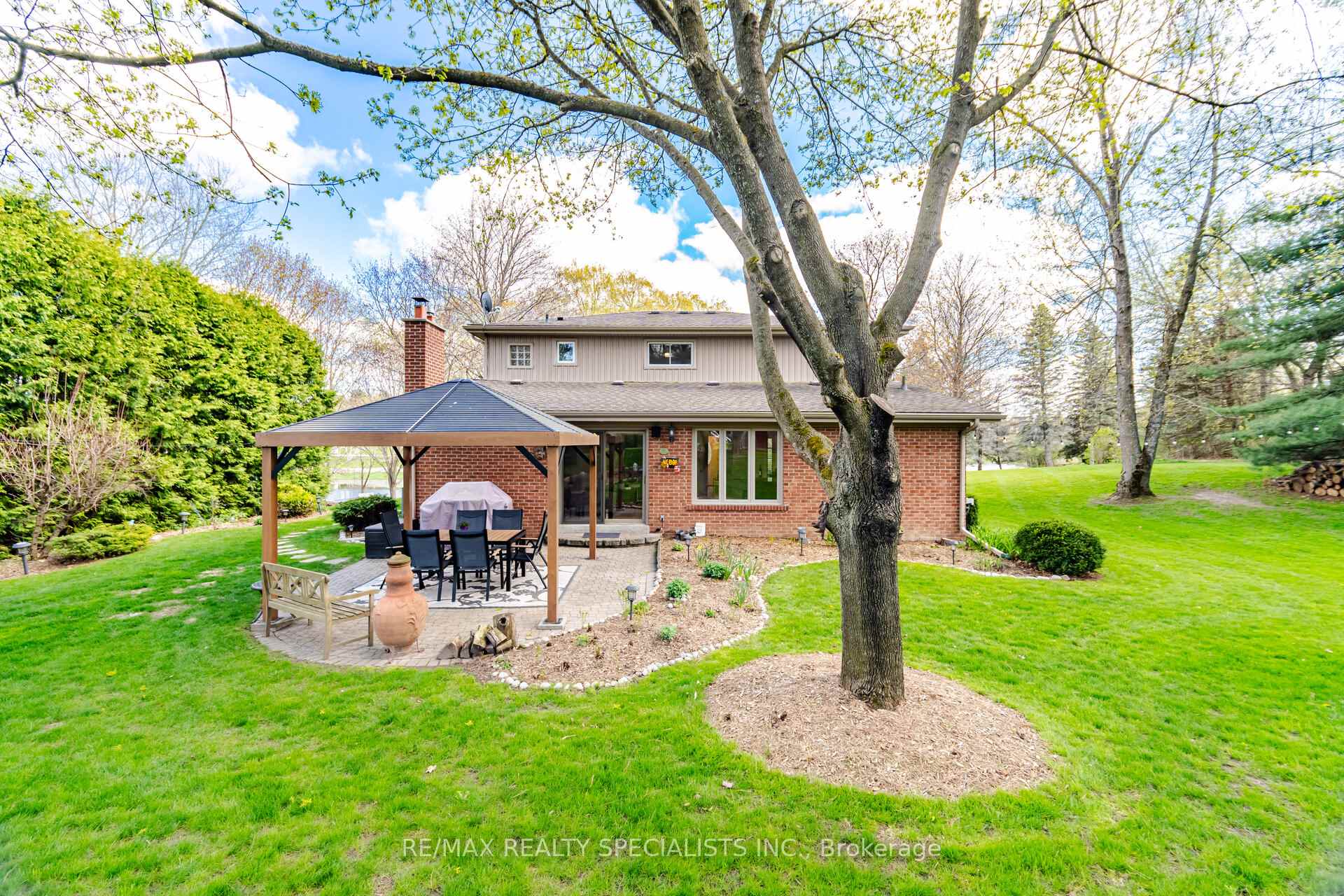 Photo 49 of 69 Palmer Circle, Caledon, Palgrave — HOMEH