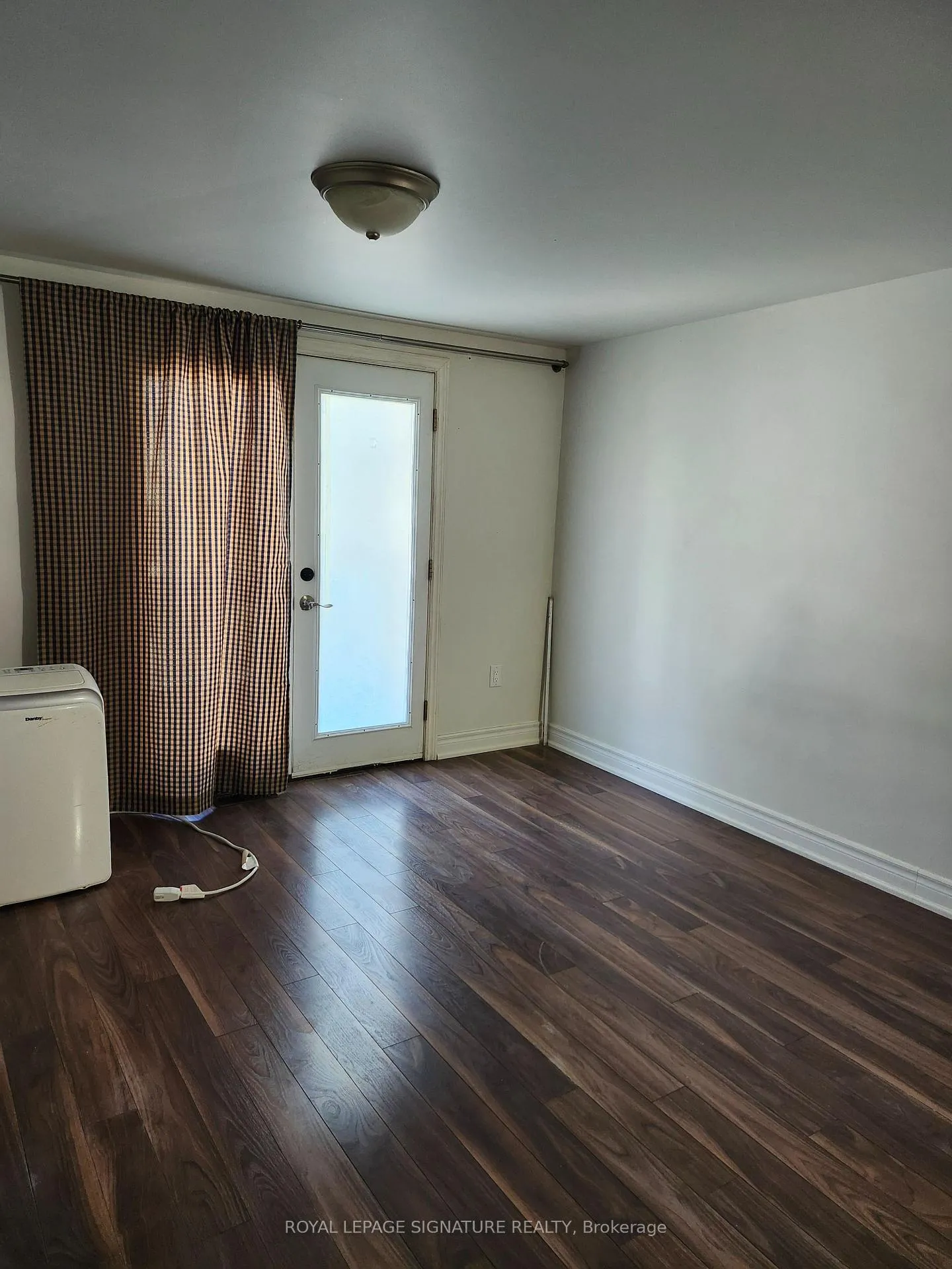 Photo 22 of 26 Trueman Street, Brampton, Queen Street Corridor — HOMEH