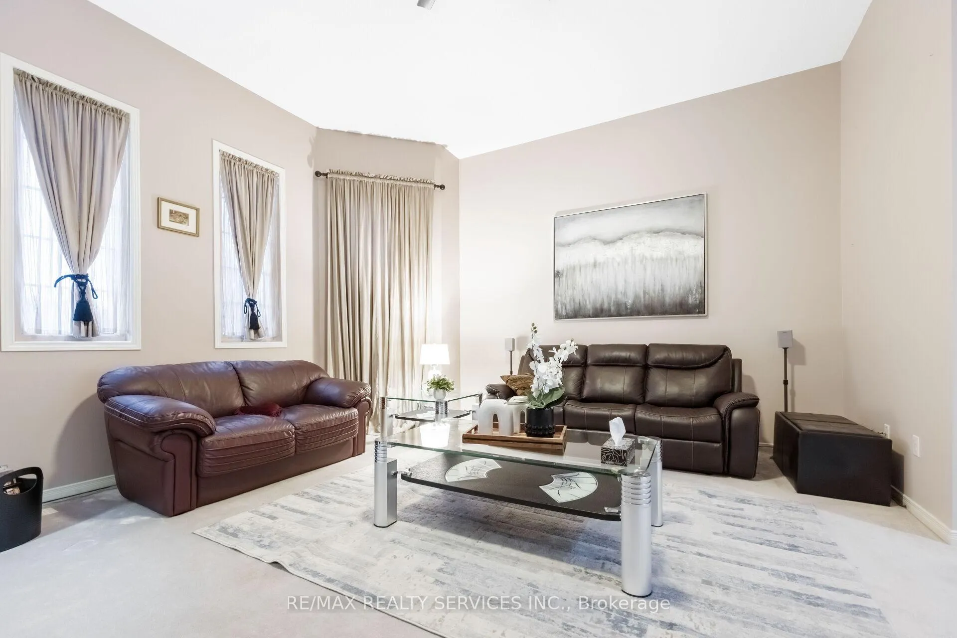 Photo 24 of 56 Pappain Crescent, Brampton, Snelgrove — HOMEH