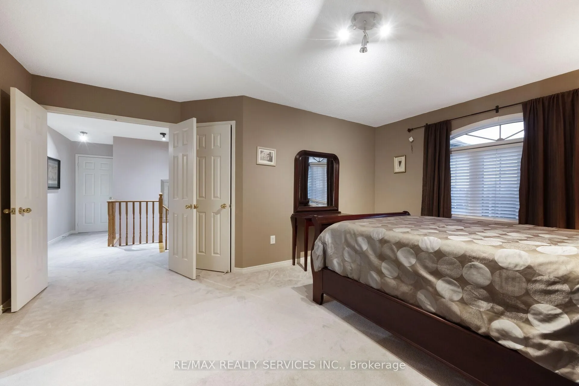 Photo 29 of 56 Pappain Crescent, Brampton, Snelgrove — HOMEH