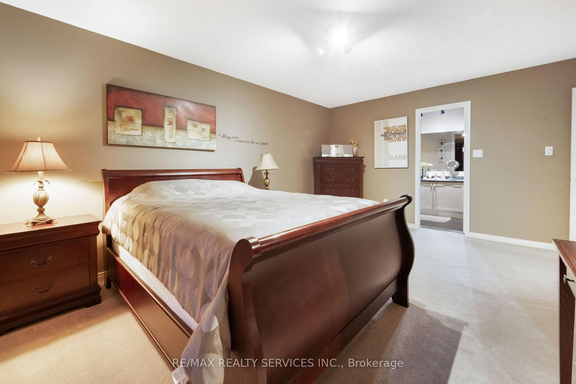 Photo 30 of 56 Pappain Crescent, Brampton, Snelgrove — HOMEH