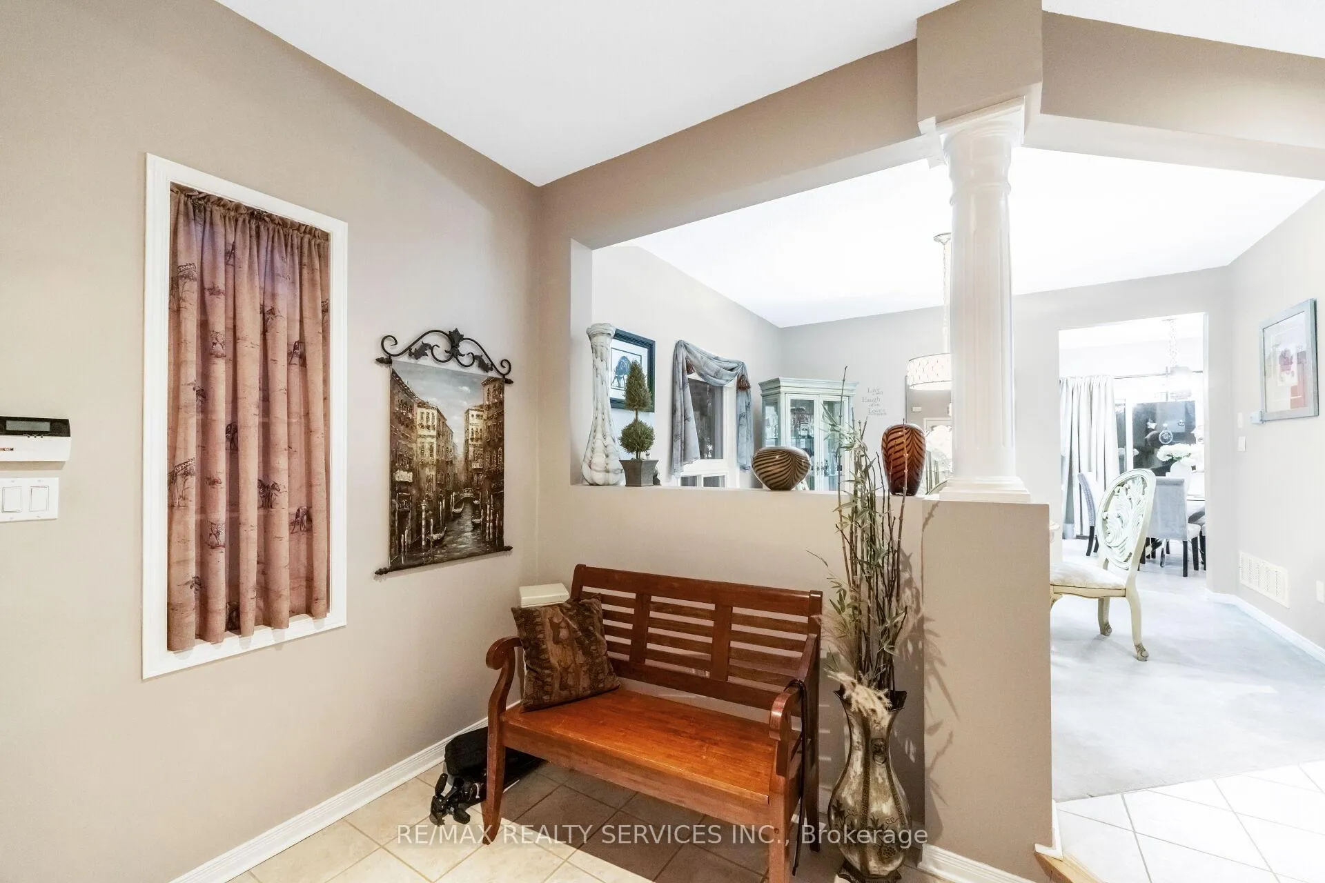 Photo 45 of 56 Pappain Crescent, Brampton, Snelgrove — HOMEH