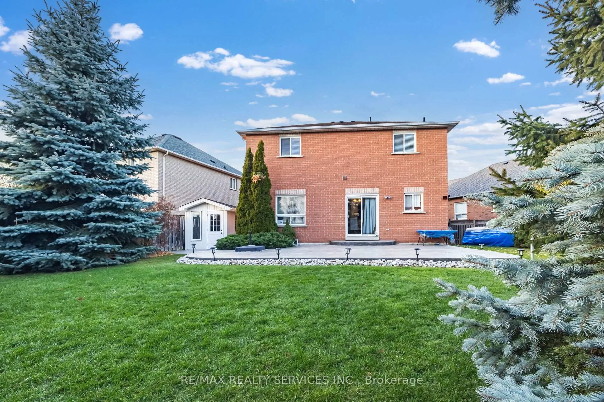 Photo 48 of 56 Pappain Crescent, Brampton, Snelgrove — HOMEH
