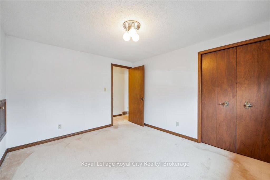 Photo 25 of 208 Ironwood Road, Guelph, Kortright West — HOMEH