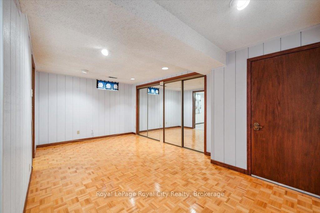 Photo 30 of 208 Ironwood Road, Guelph, Kortright West — HOMEH