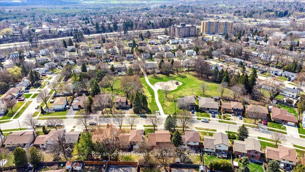 Photo 38 of 208 Ironwood Road, Guelph, Kortright West — HOMEH