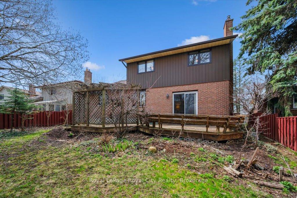 Photo 43 of 208 Ironwood Road, Guelph, Kortright West — HOMEH