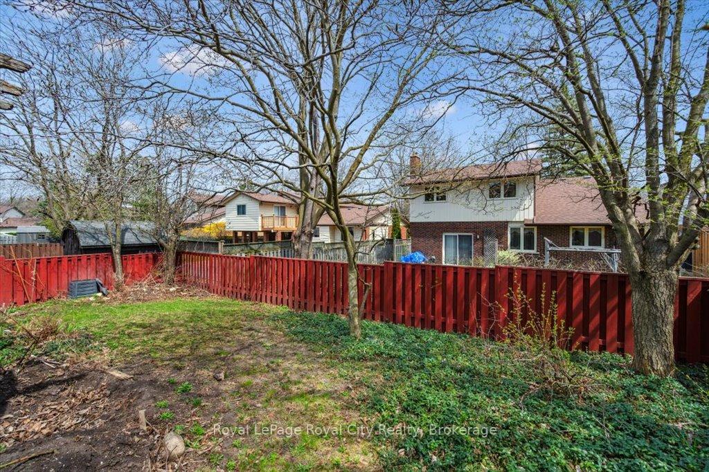 Photo 44 of 208 Ironwood Road, Guelph, Kortright West — HOMEH