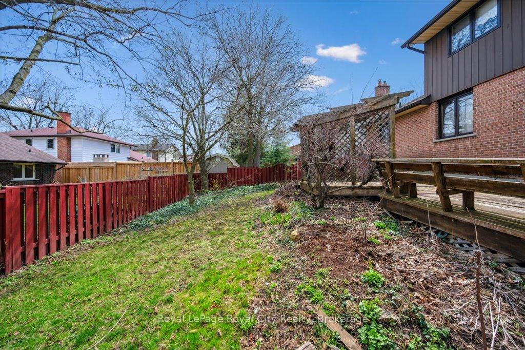 Photo 45 of 208 Ironwood Road, Guelph, Kortright West — HOMEH
