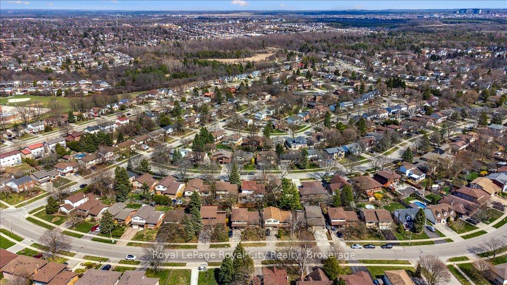 Photo 46 of 208 Ironwood Road, Guelph, Kortright West — HOMEH