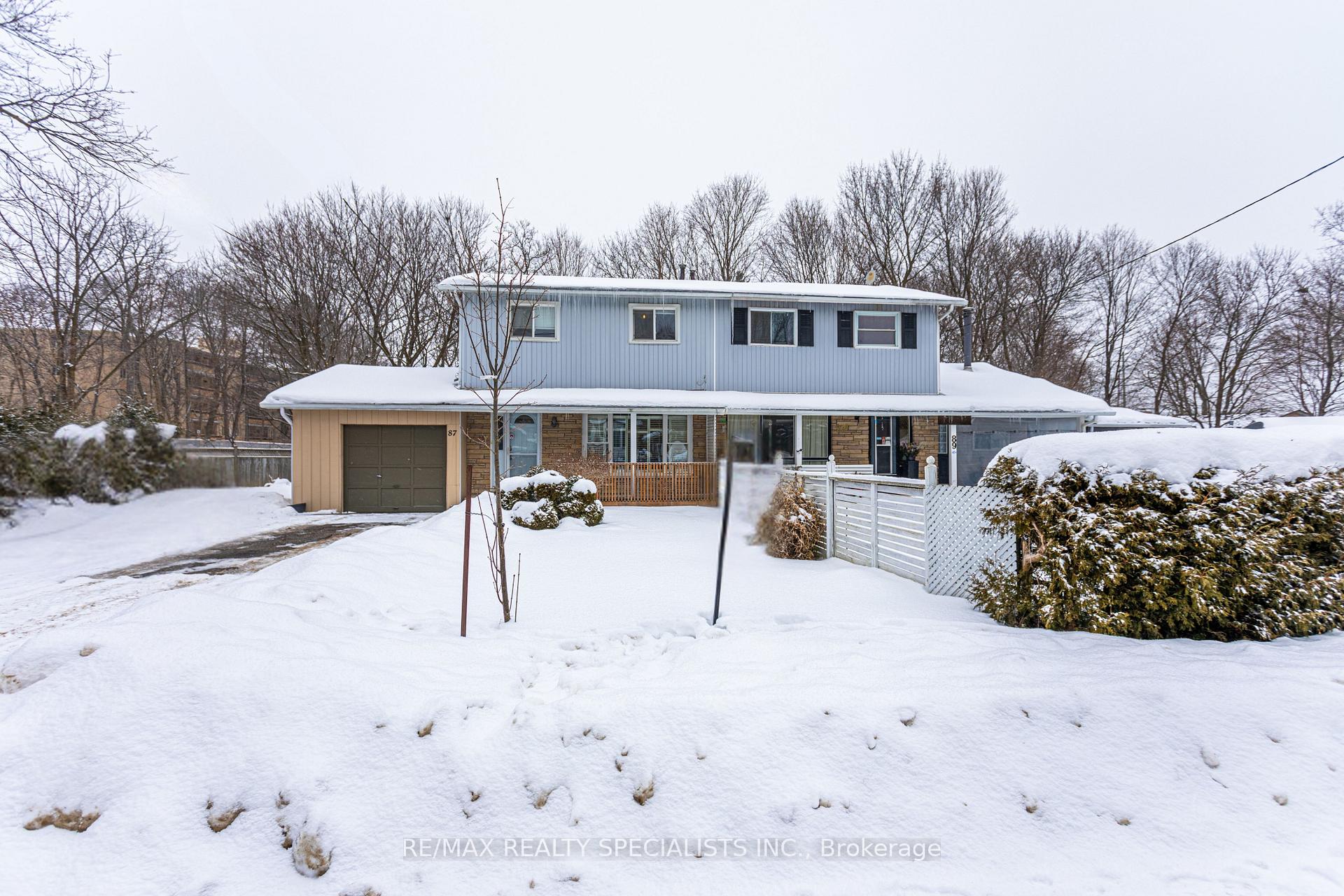 Photo 2 of 87 Poplar Avenue, Halton Hills, Acton — HOMEH