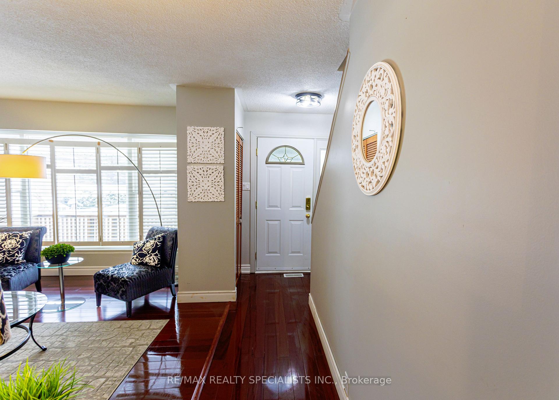 Photo 14 of 87 Poplar Avenue, Halton Hills, Acton — HOMEH