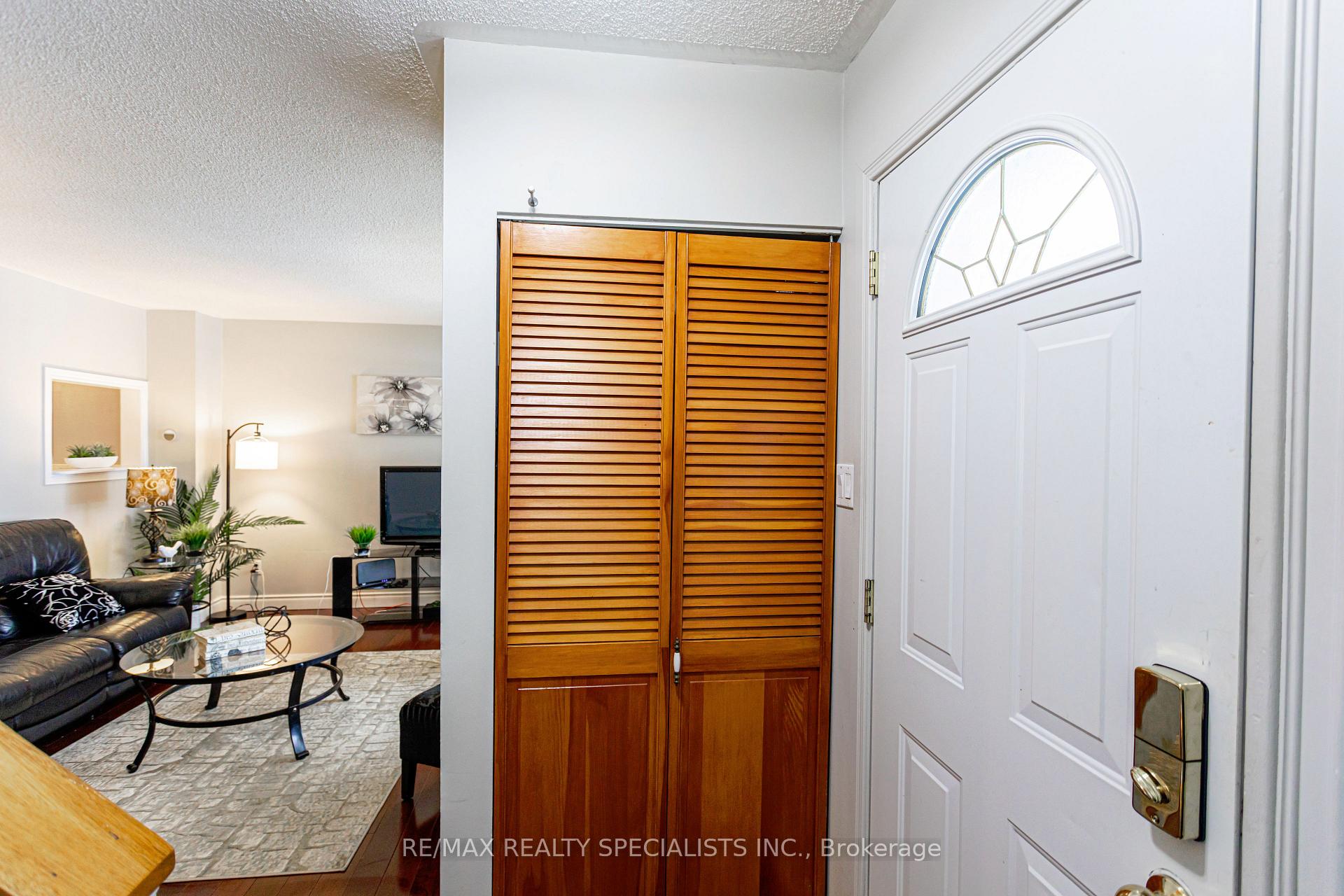 Photo 15 of 87 Poplar Avenue, Halton Hills, Acton — HOMEH