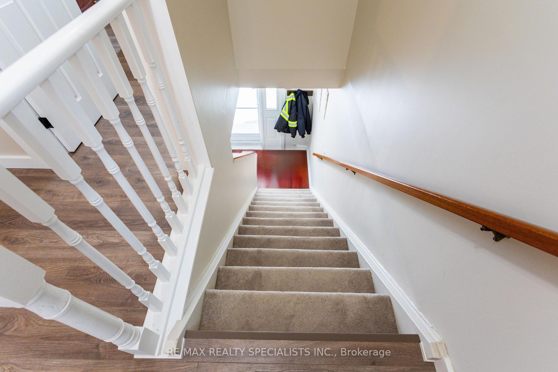 Photo 17 of 87 Poplar Avenue, Halton Hills, Acton — HOMEH
