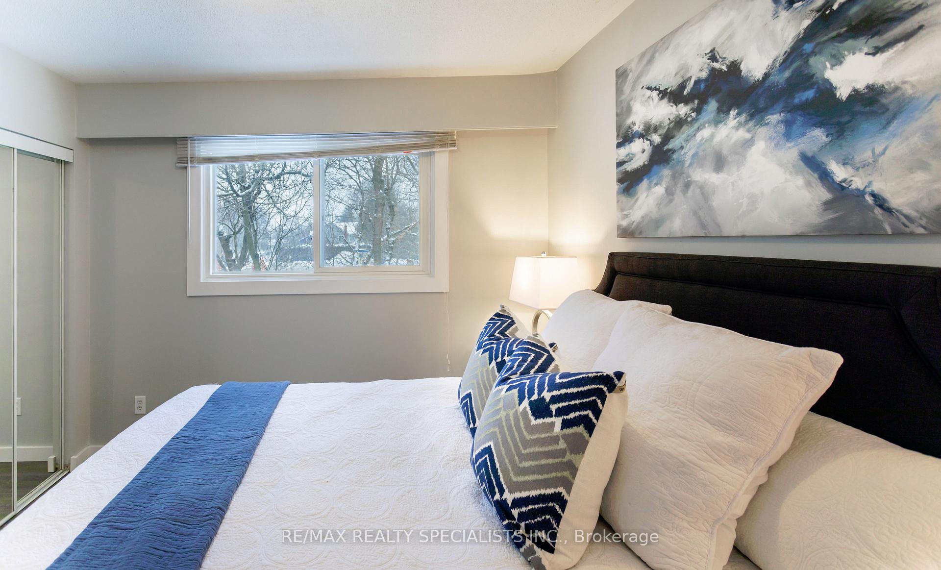 Photo 20 of 87 Poplar Avenue, Halton Hills, Acton — HOMEH