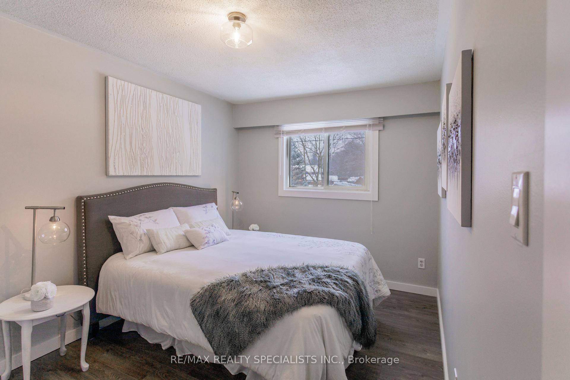 Photo 23 of 87 Poplar Avenue, Halton Hills, Acton — HOMEH