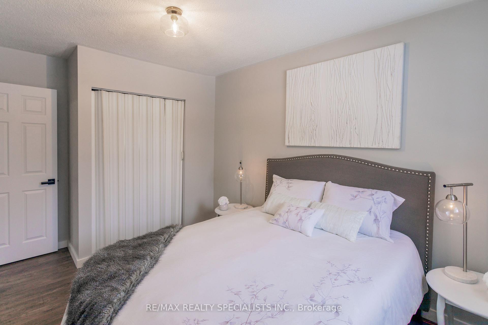 Photo 24 of 87 Poplar Avenue, Halton Hills, Acton — HOMEH