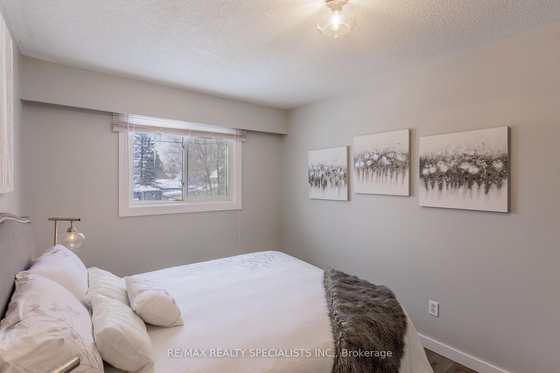 Photo 25 of 87 Poplar Avenue, Halton Hills, Acton — HOMEH