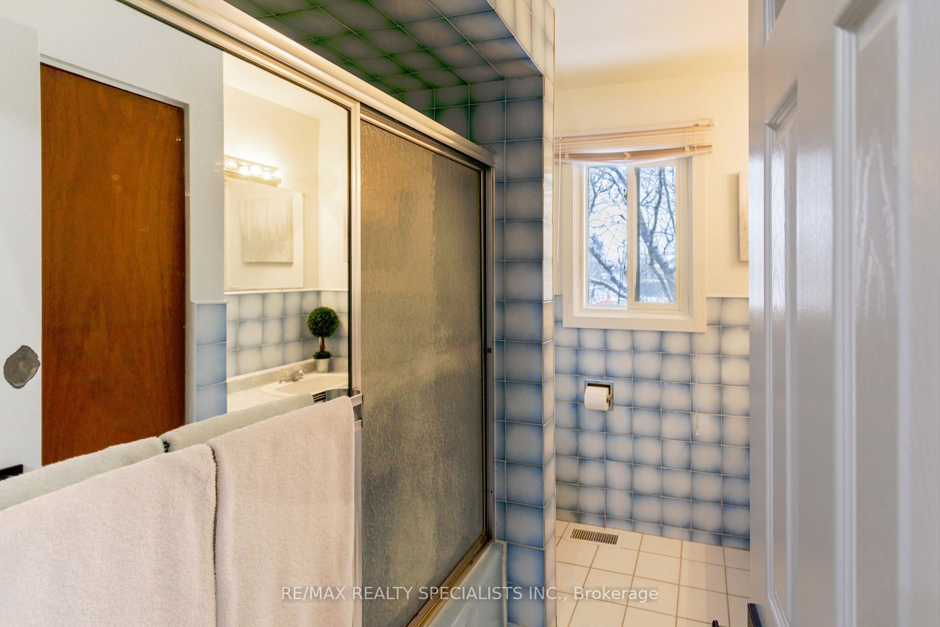 Photo 29 of 87 Poplar Avenue, Halton Hills, Acton — HOMEH