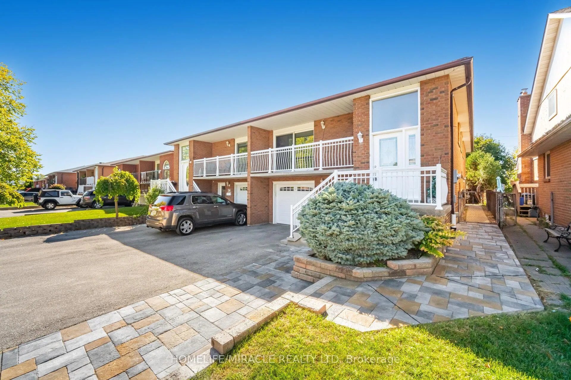 Photo 3 of 56 Norbert Road, Brampton, Brampton South — HOMEH