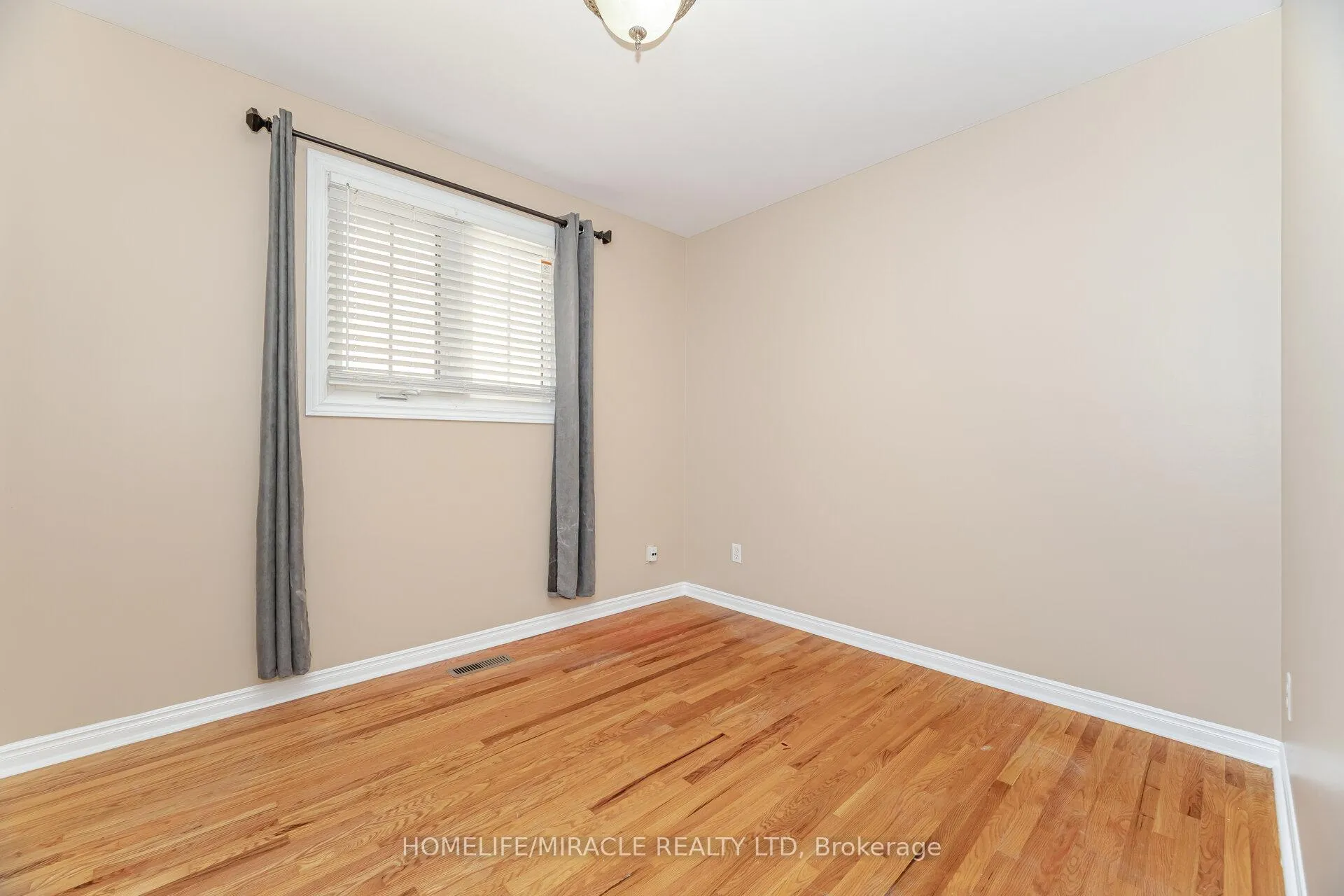Photo 23 of 56 Norbert Road, Brampton, Brampton South — HOMEH
