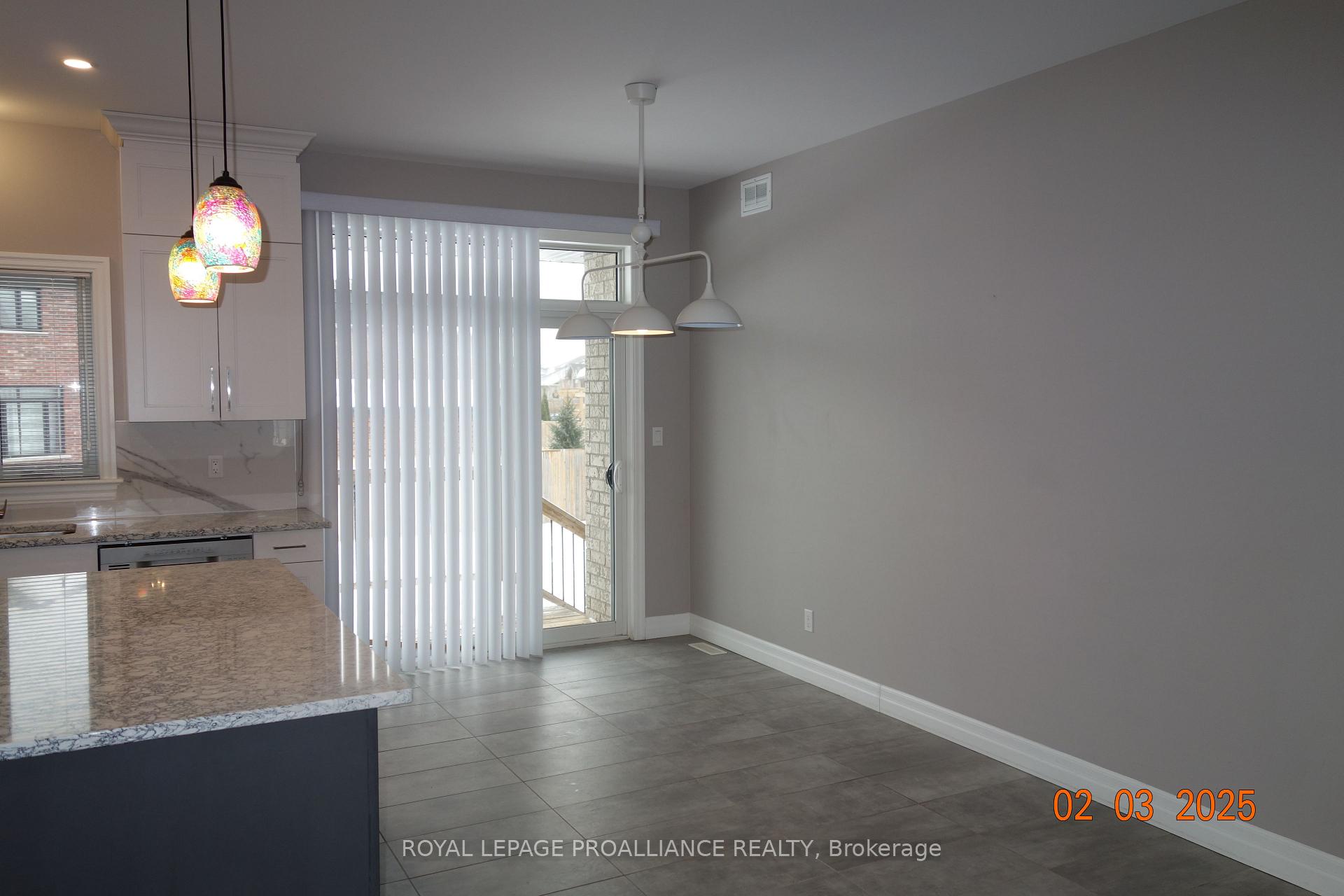 Photo 5 of 31 Hummingbird Drive, Belleville, Thurlow Ward — HOMEH