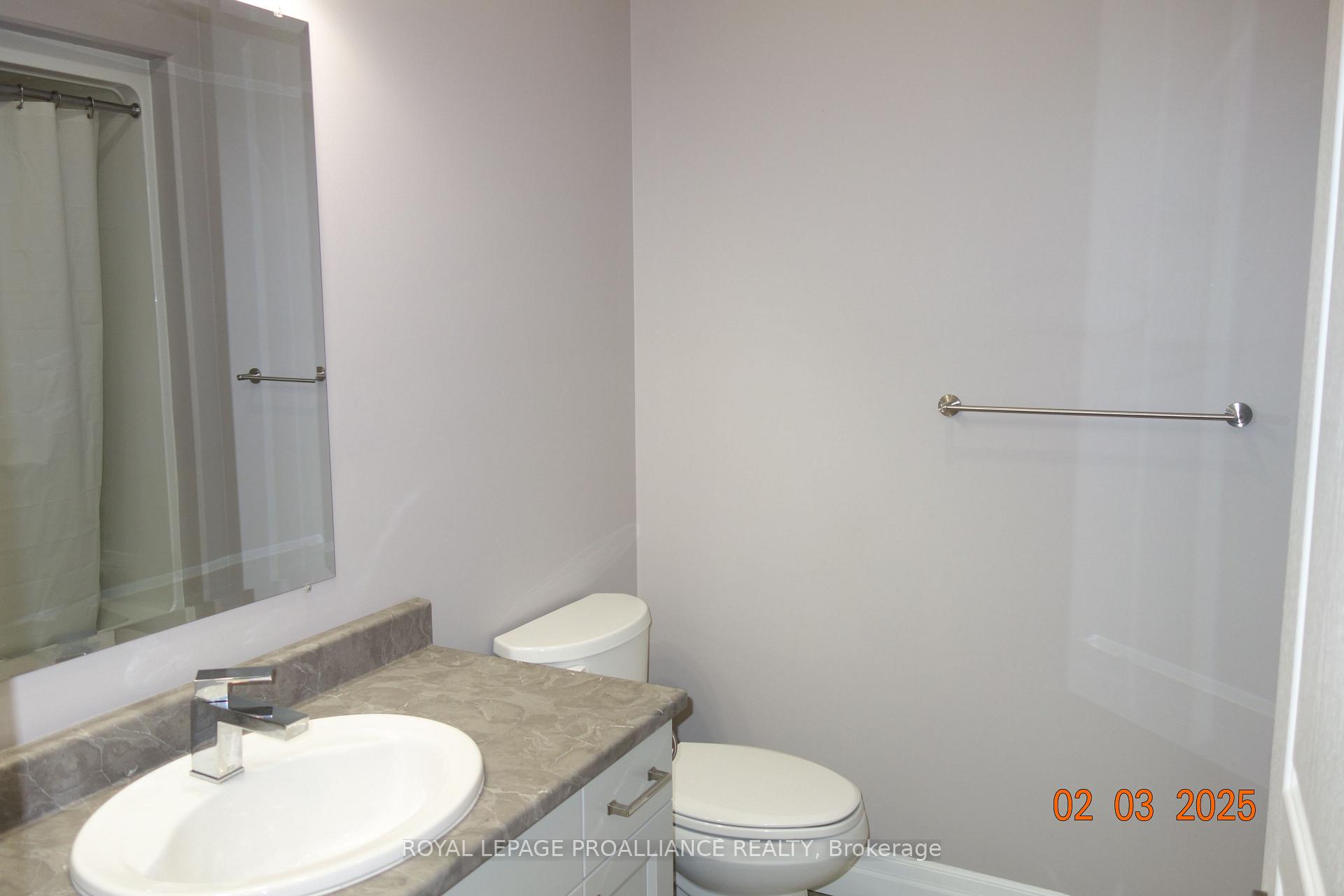 Photo 13 of 31 Hummingbird Drive, Belleville, Thurlow Ward — HOMEH
