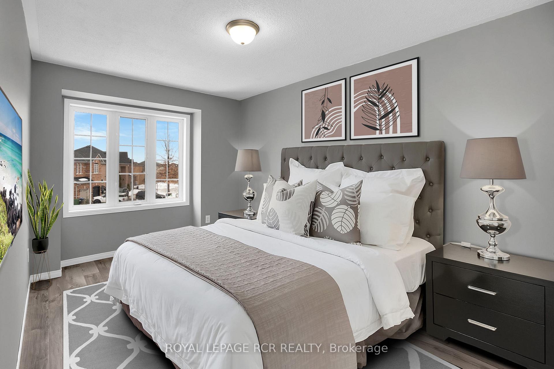 Photo 25 of 41 Ironhorse Crescent, Caledon, Bolton West — HOMEH