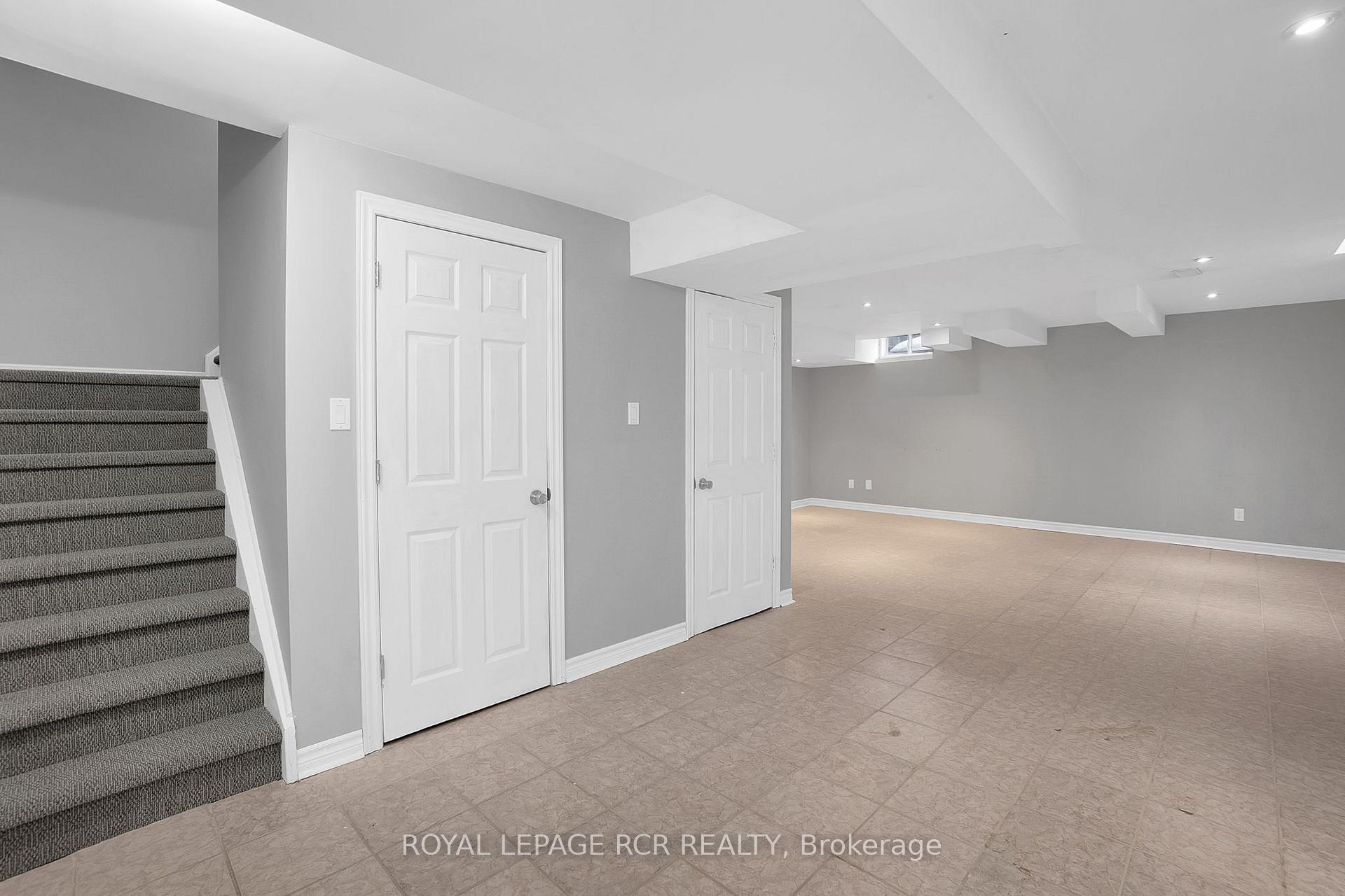 Photo 28 of 41 Ironhorse Crescent, Caledon, Bolton West — HOMEH