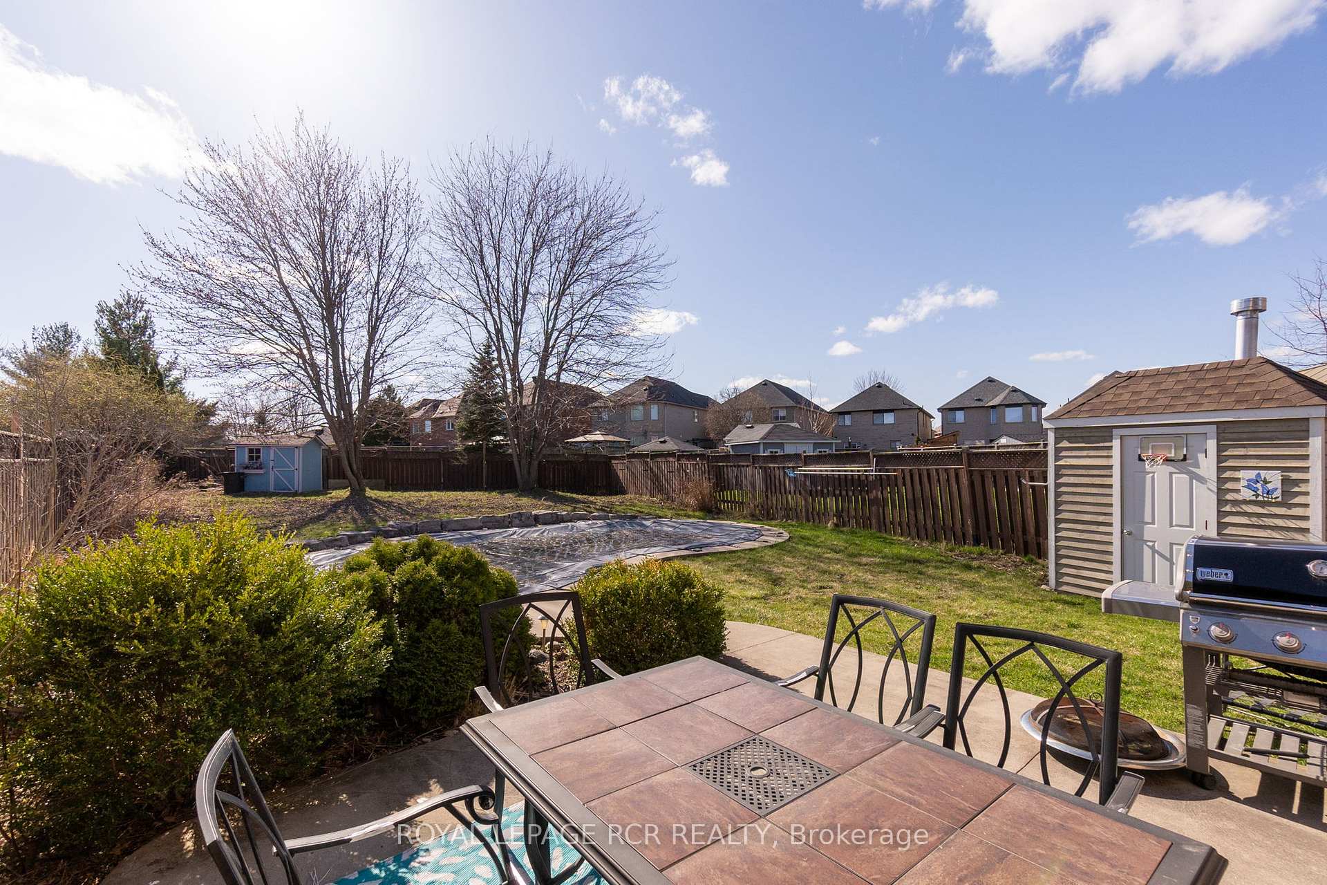 Photo 35 of 41 Ironhorse Crescent, Caledon, Bolton West — HOMEH