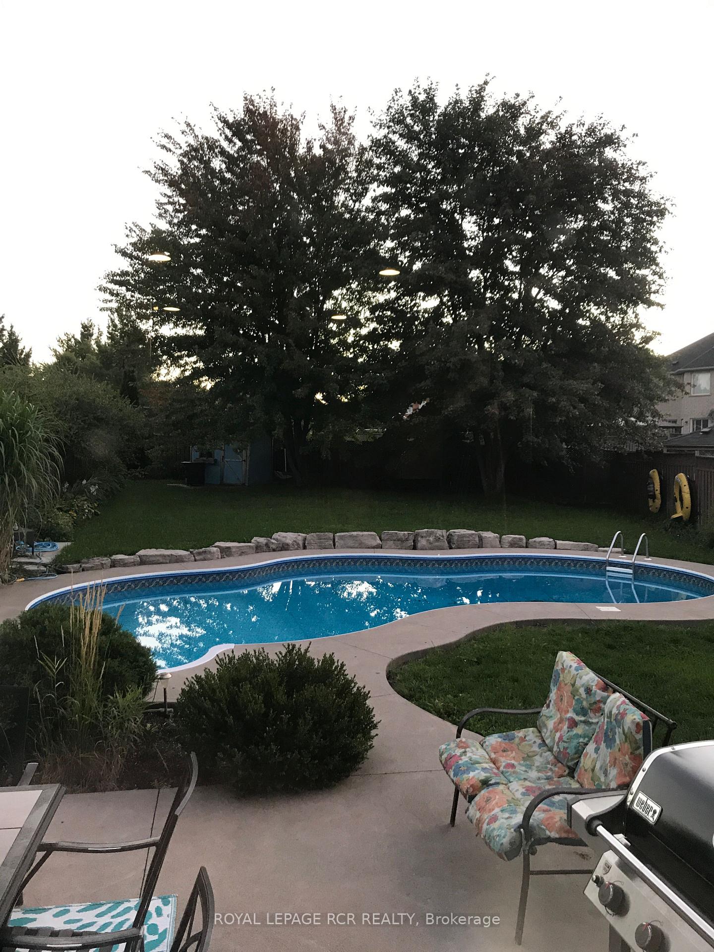 Photo 38 of 41 Ironhorse Crescent, Caledon, Bolton West — HOMEH
