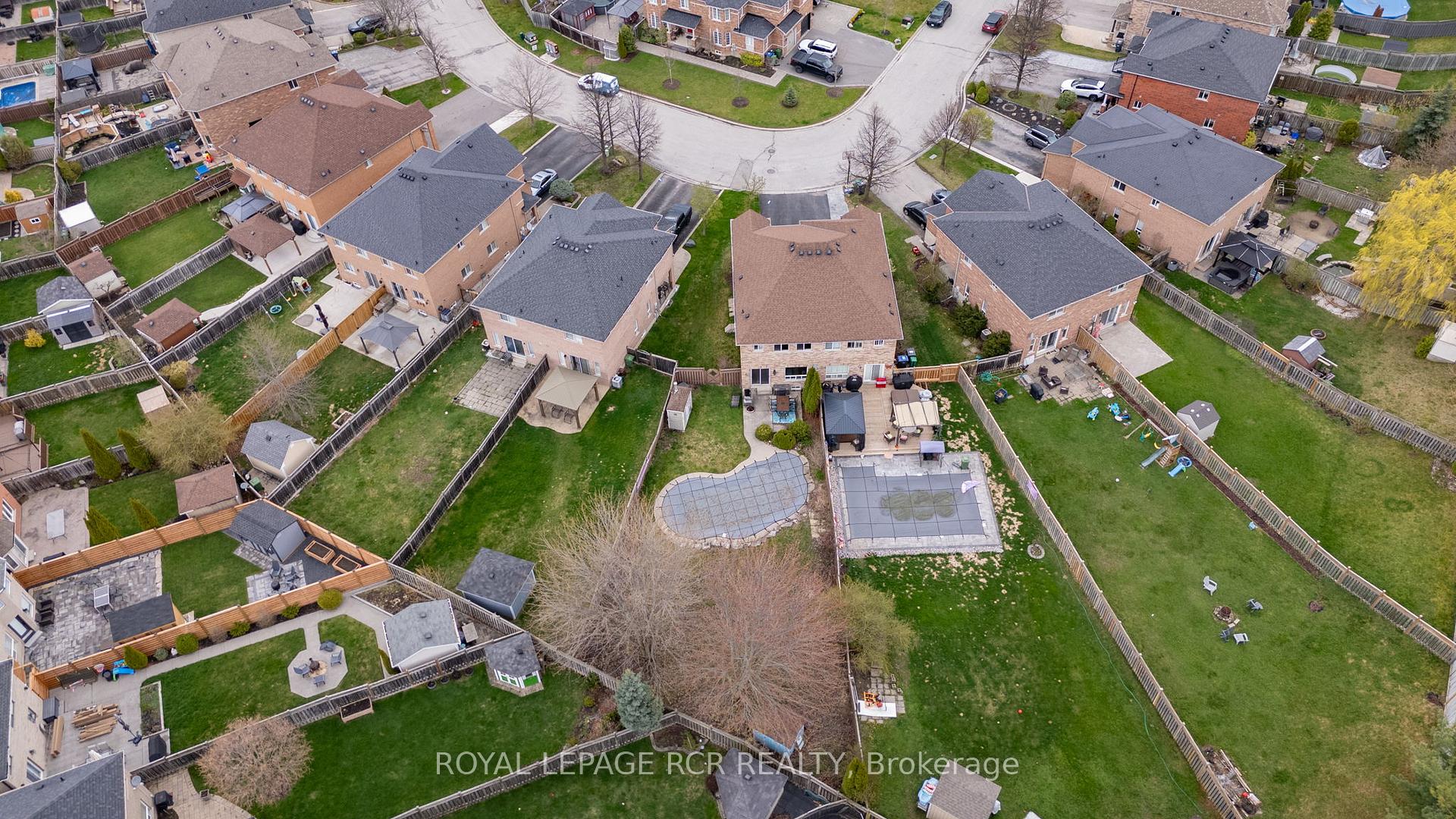 Photo 46 of 41 Ironhorse Crescent, Caledon, Bolton West — HOMEH
