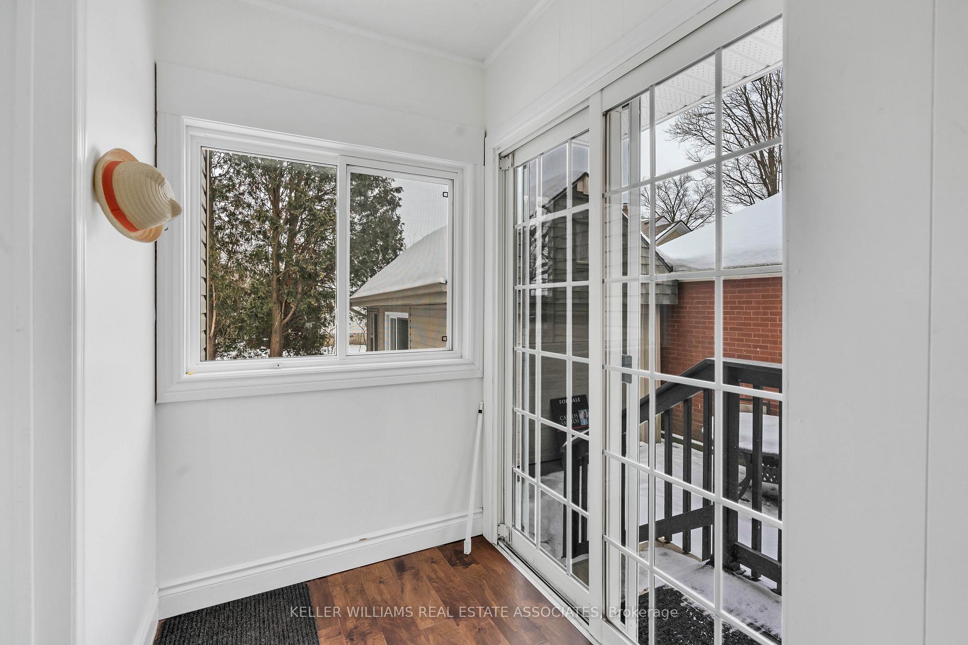 Photo 3 of 51 Crombie Street, Cambridge — HOMEH