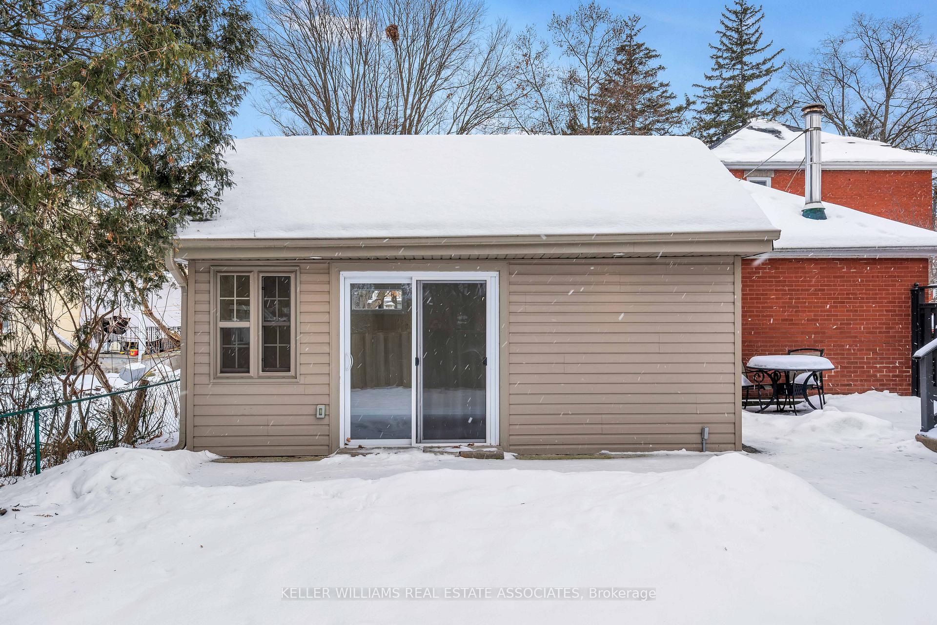 Photo 12 of 51 Crombie Street, Cambridge — HOMEH