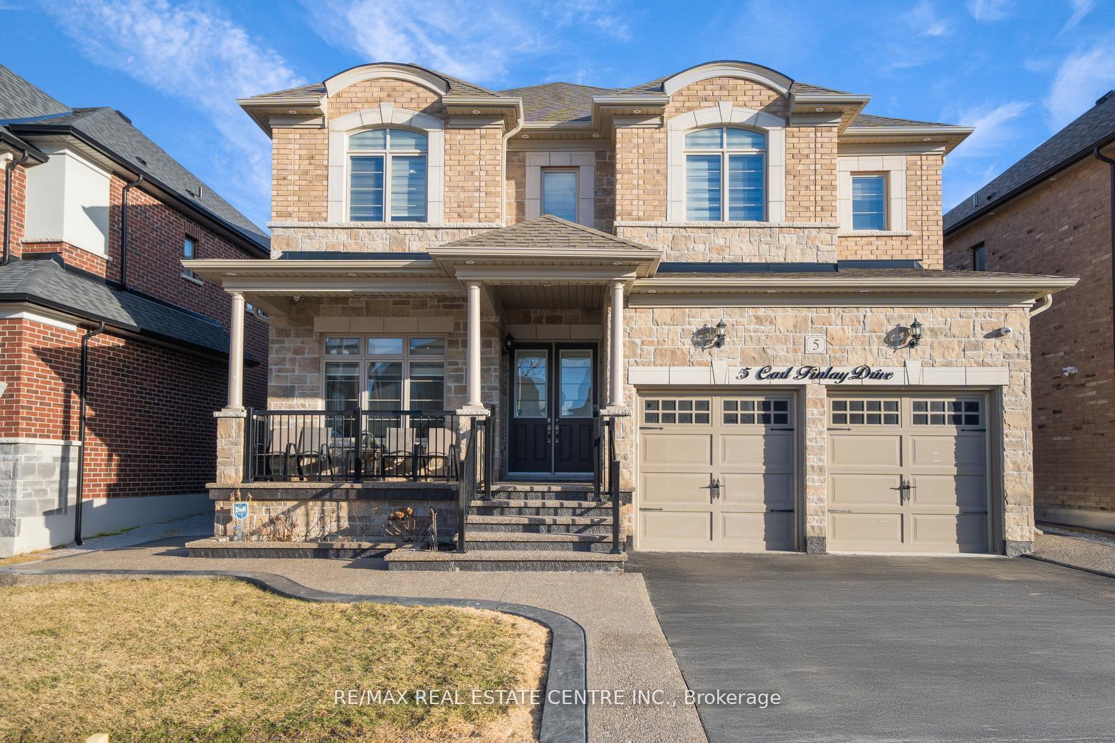 Photo 2 of 5 Carl Finlay Drive, Brampton, Toronto Gore Rural Estate — HOMEH