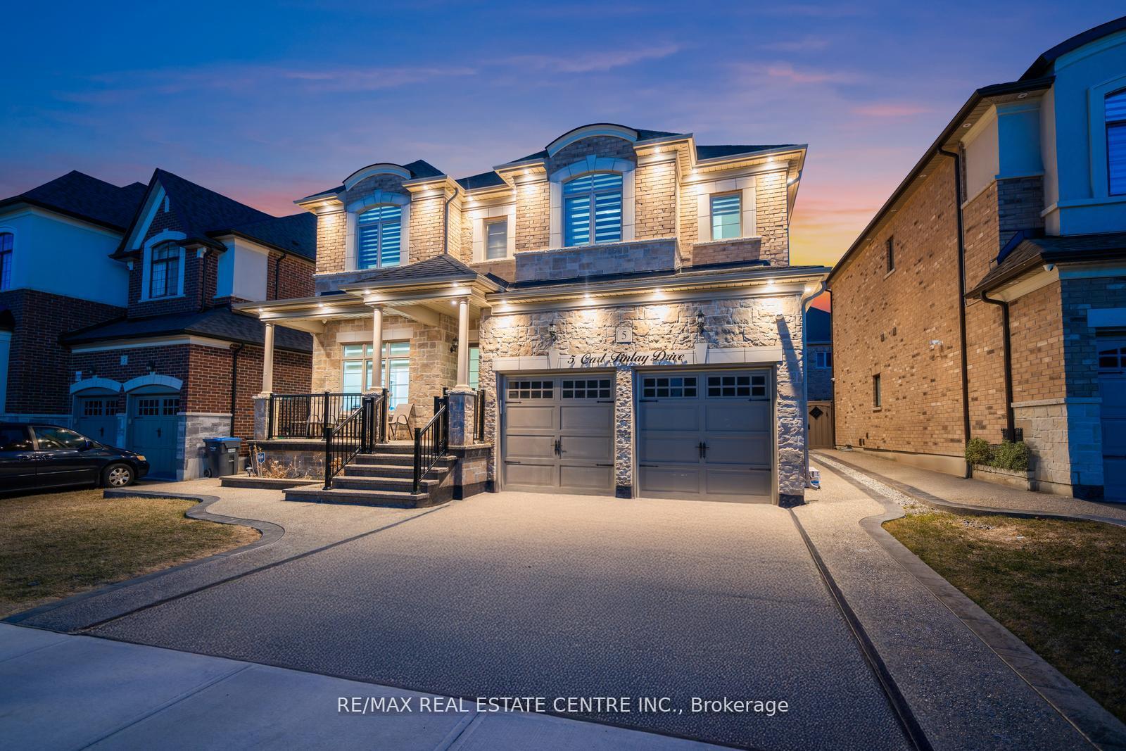 Photo 3 of 5 Carl Finlay Drive, Brampton, Toronto Gore Rural Estate — HOMEH