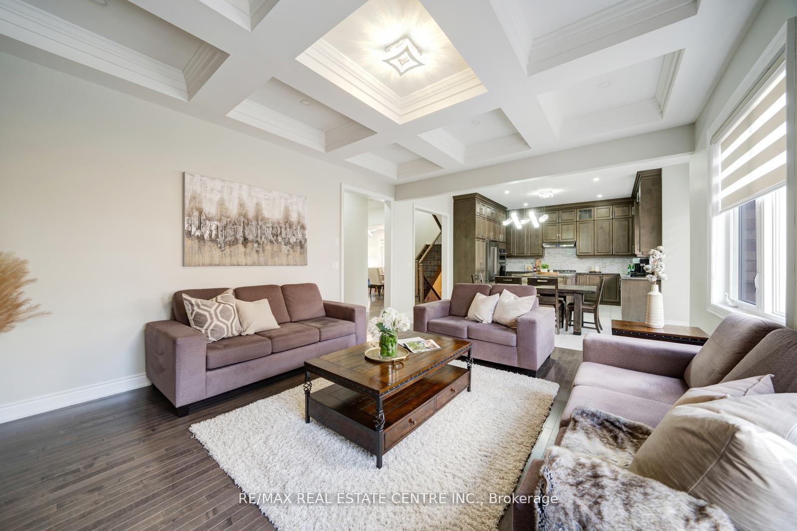 Photo 16 of 5 Carl Finlay Drive, Brampton, Toronto Gore Rural Estate — HOMEH
