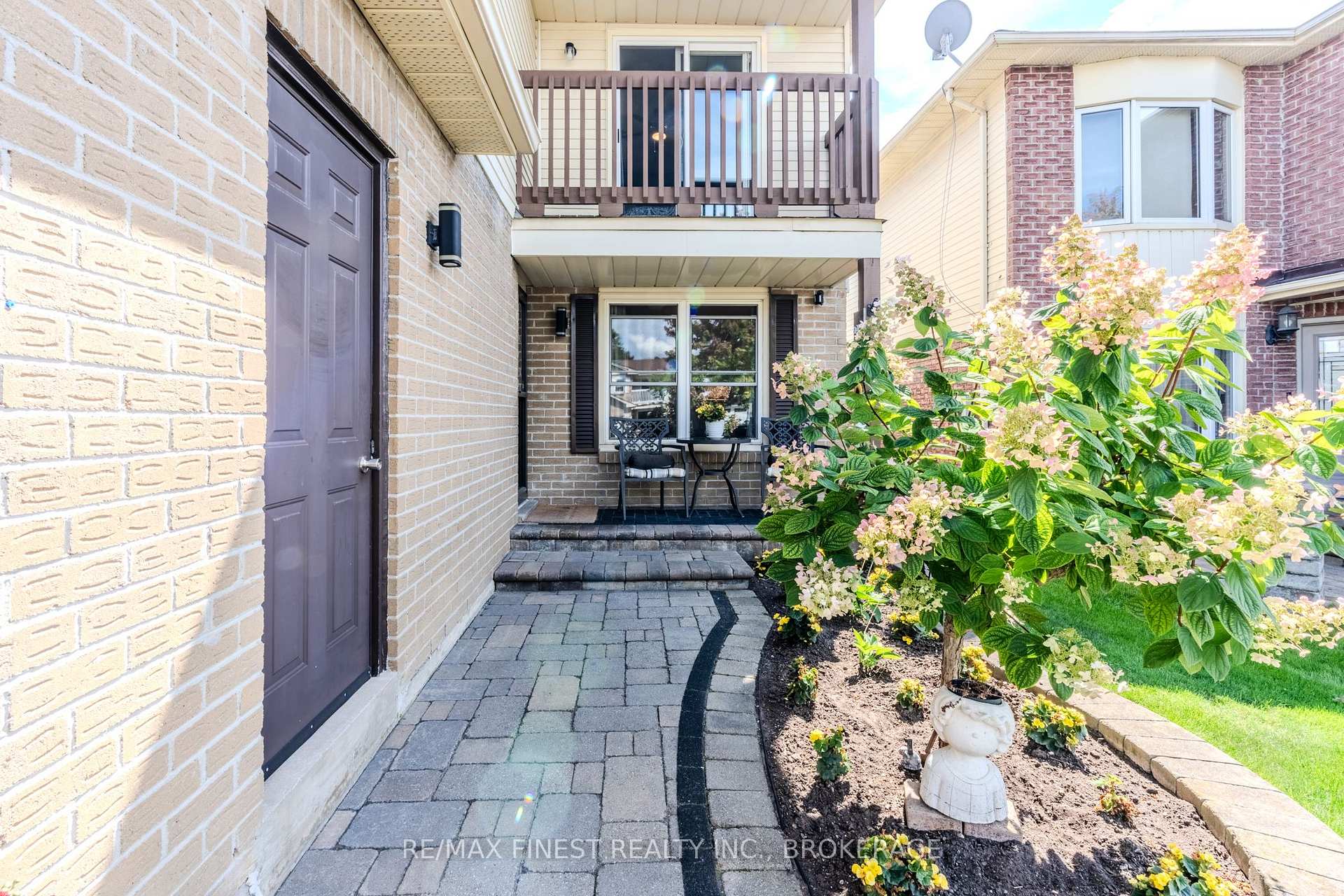 Photo 2 of 128 Reed Drive, Ajax, Central — HOMEH