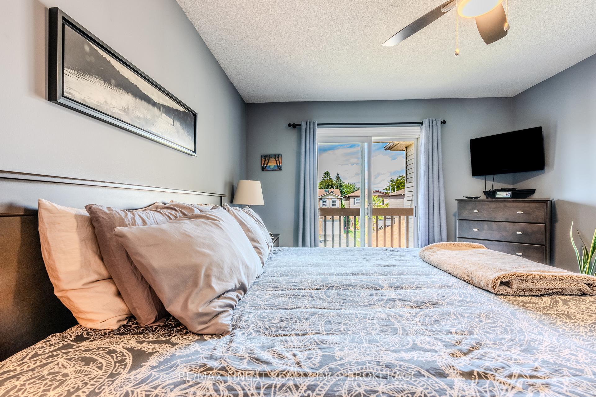 Photo 17 of 128 Reed Drive, Ajax, Central — HOMEH