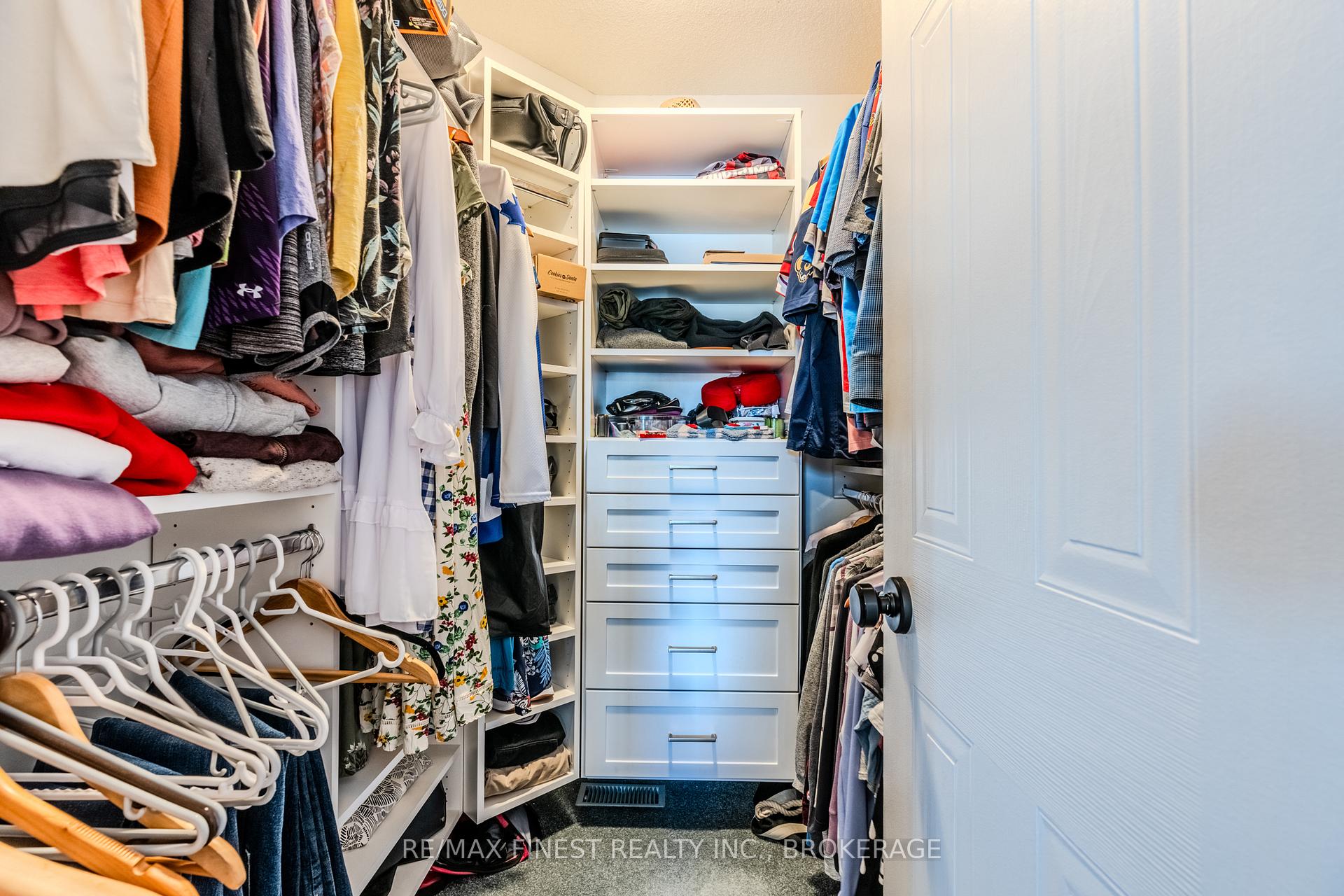 Photo 18 of 128 Reed Drive, Ajax, Central — HOMEH