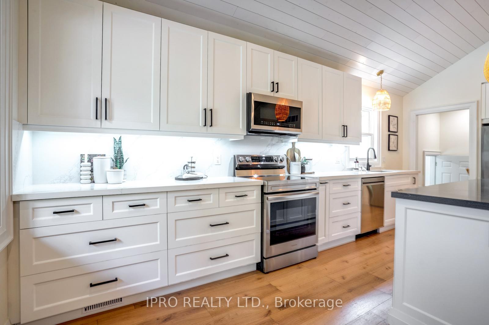 Photo 16 of 26010 Mccowan Road, Georgina, Sutton & Jackson's Point — HOMEH