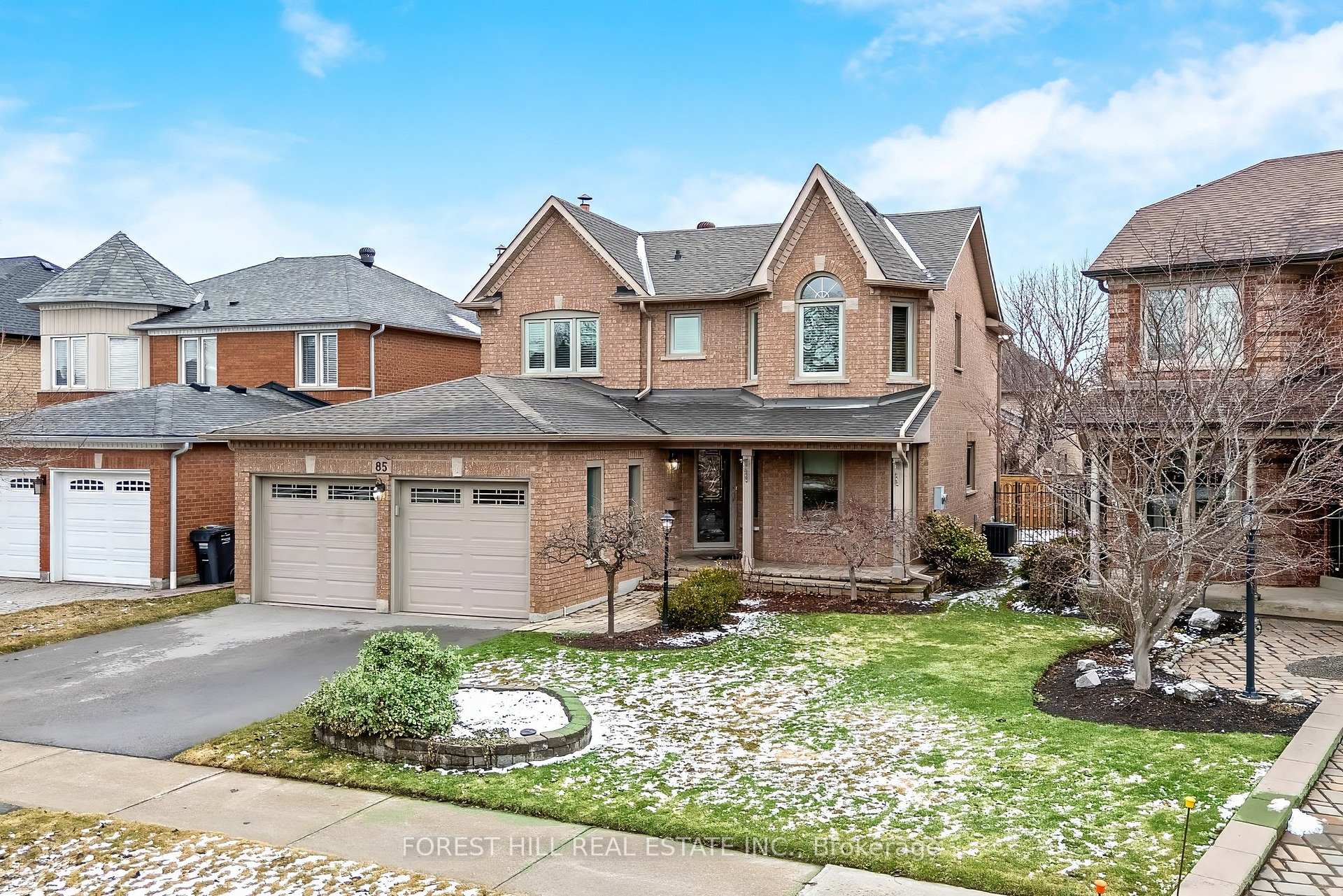 Photo 1 of 85 Hutton Crescent, Caledon, Rural Caledon — HOMEH