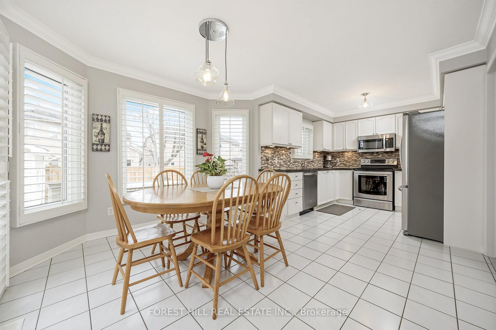Photo 10 of 85 Hutton Crescent, Caledon, Rural Caledon — HOMEH
